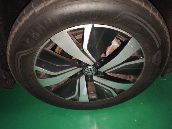 Volkswagen Tayron GTE Plug-in Hybrid 2020, 106100 км, за 11606 USD - фото 9