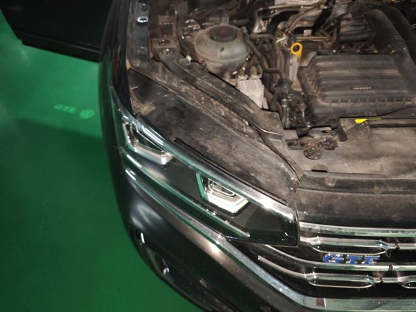 Volkswagen Tayron GTE Plug-in Hybrid 2020, 106100 км, за 11606 USD - фото 8