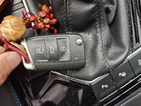 Volkswagen Tayron GTE Plug-in Hybrid 2020, 99900 км, за 12879 USD - фото 9