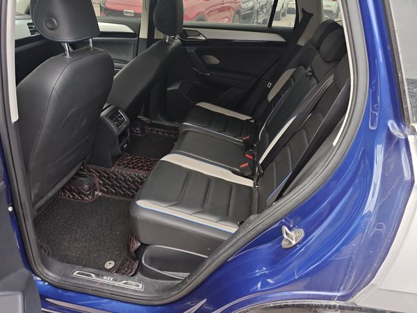 Volkswagen Tayron GTE Plug-in Hybrid 2020, 99900 км, за 12879 USD - фото 18