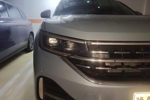 Volkswagen Tayron GTE Plug-in Hybrid 2023, 68900 км, за 14358 USD - фото 7