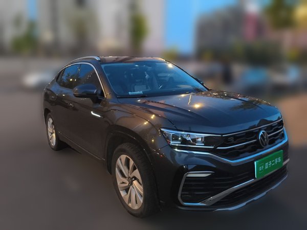 Volkswagen Tayron X 2020, 50000 км, за 16604 USD