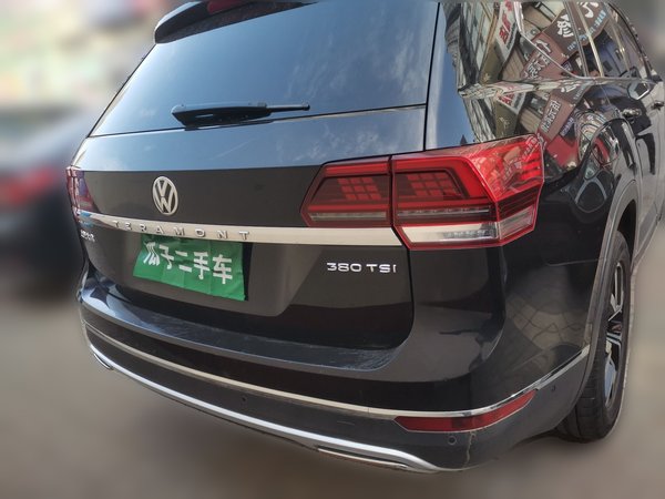 Volkswagen Teramont 2017, 157400 км, за 16610 USD