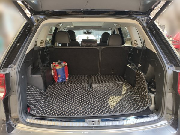 Volkswagen Teramont 2017, 84500 км, за 19133 USD - фото 12