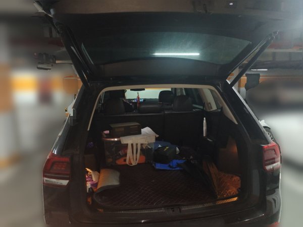 Volkswagen Teramont 2017, 102100 км, за 20200 USD - фото 9