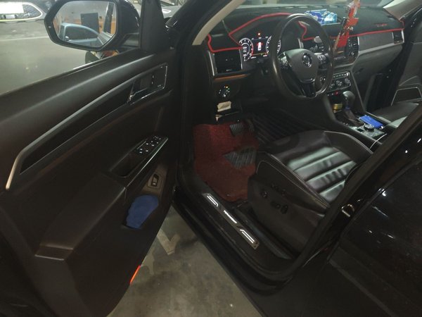 Volkswagen Teramont 2017, 102100 км, за 20200 USD - фото 12