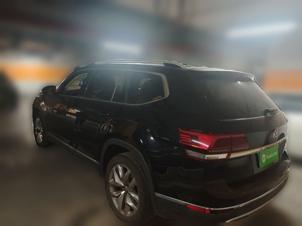 Volkswagen Teramont 2017, 102100 км, за 20200 USD