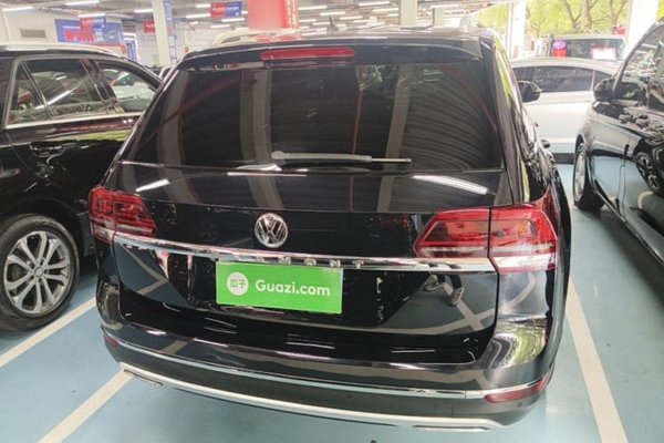 Volkswagen Teramont 2019, 98900 км, за 19584 USD