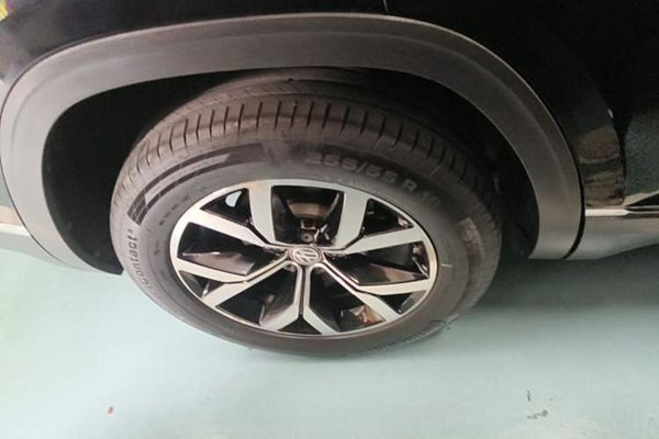 Volkswagen Teramont 2019, 98900 км, за 19584 USD - фото 10