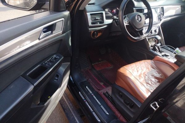 Volkswagen Teramont 2020, 116500 км, за 18447 USD - фото 8