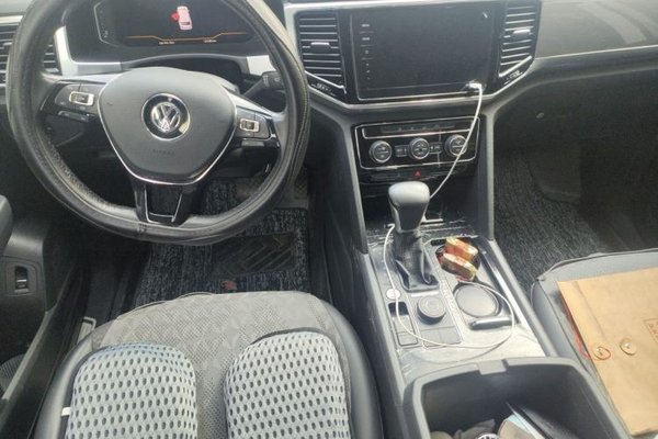 Volkswagen Teramont 2020, 125300 км, за 16461 USD - фото 6