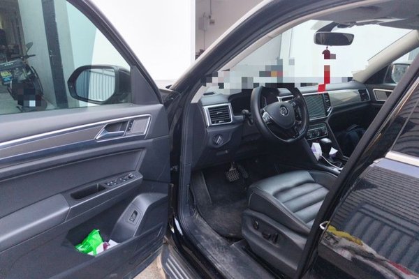 Volkswagen Teramont 2020, 93100 км, за 18527 USD - фото 16