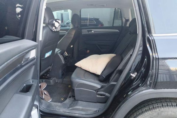 Volkswagen Teramont 2020, 93100 км, за 18527 USD - фото 17
