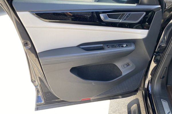 Volkswagen Teramont 2021, 78300 км, за 25690 USD - фото 21