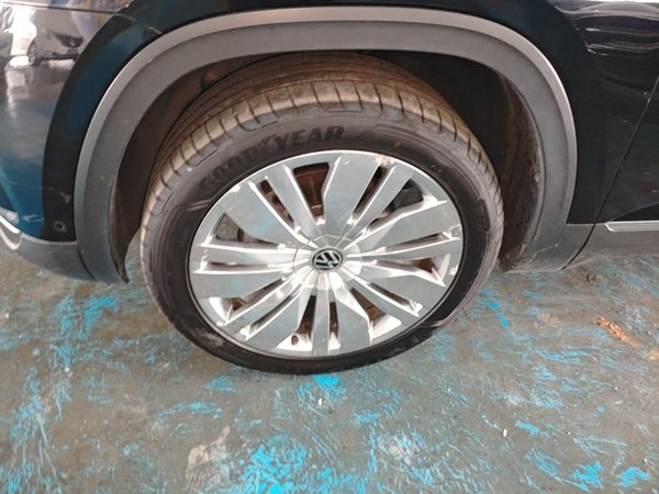 Volkswagen Teramont 2021, 121300 км, за 28664 USD - фото 8