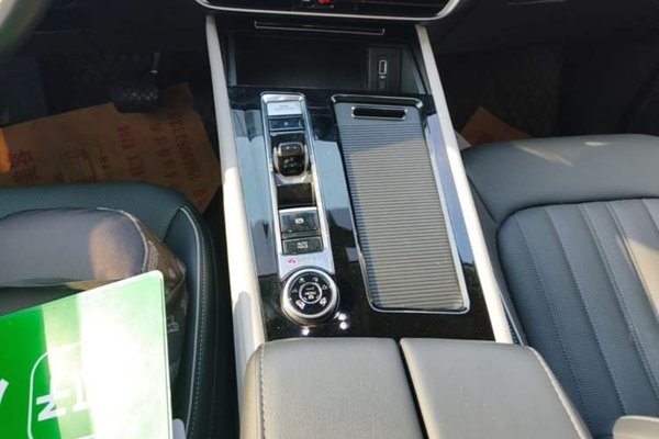 Volkswagen Teramont 2023, 126100 км, за 23875 USD - фото 16