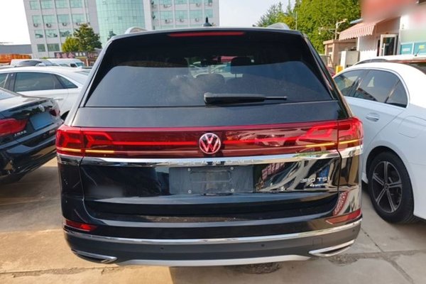 Volkswagen Teramont 2023, 126100 км, за 23875 USD