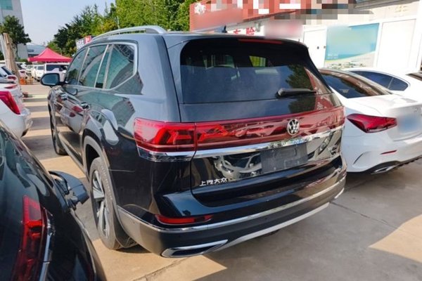 Volkswagen Teramont 2023, 126100 км, за 23875 USD