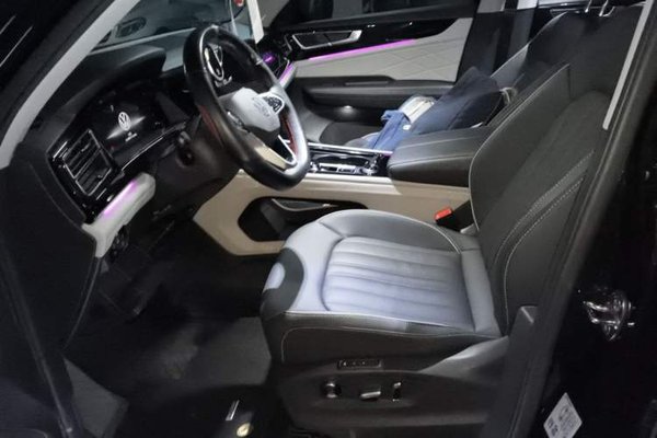 Volkswagen Teramont 2023, 52600 км, за 28070 USD - фото 16