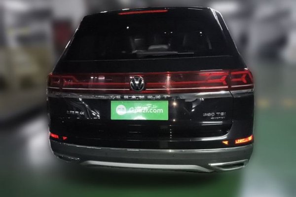 Volkswagen Teramont 2023, 52600 км, за 28070 USD