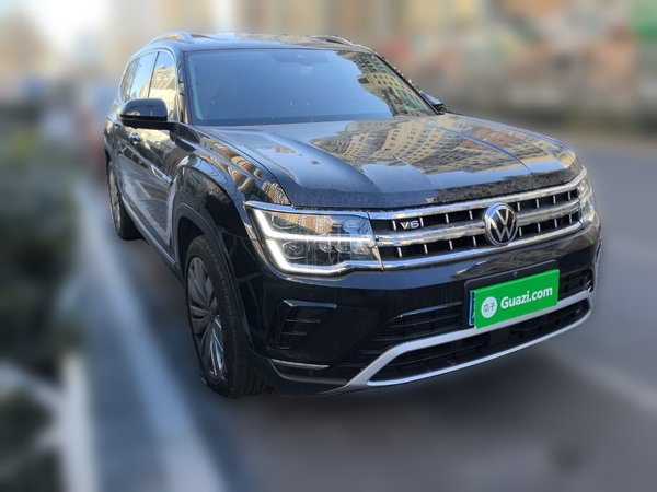 Volkswagen Teramont 2023, 115000 км, за 32670 USD
