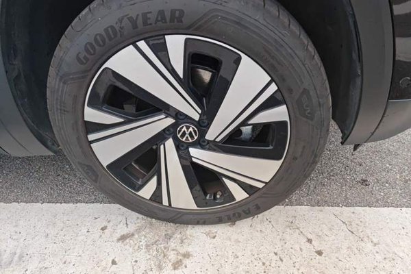 Volkswagen Teramont 2024, 12000 км, за 31599 USD - фото 8
