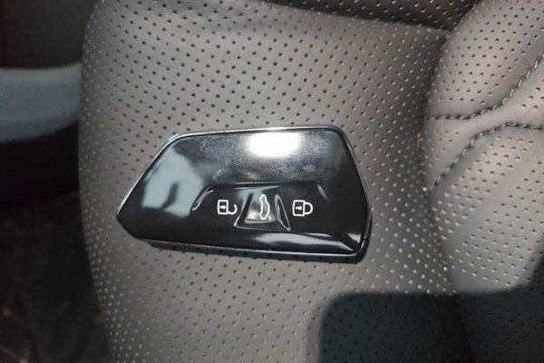 Volkswagen Teramont 2024, 12000 км, за 31599 USD - фото 20