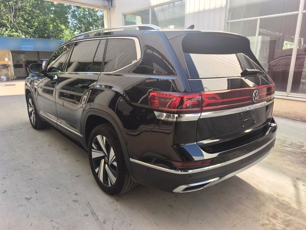 Volkswagen Teramont 2024, 34300 км, за 31692 USD - фото 6