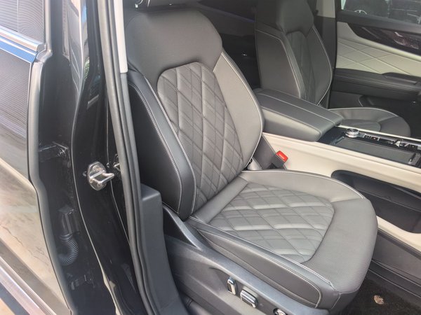 Volkswagen Teramont 2024, 34300 км, за 31692 USD - фото 14