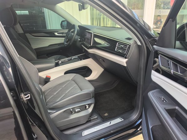 Volkswagen Teramont 2024, 34300 км, за 31692 USD - фото 17