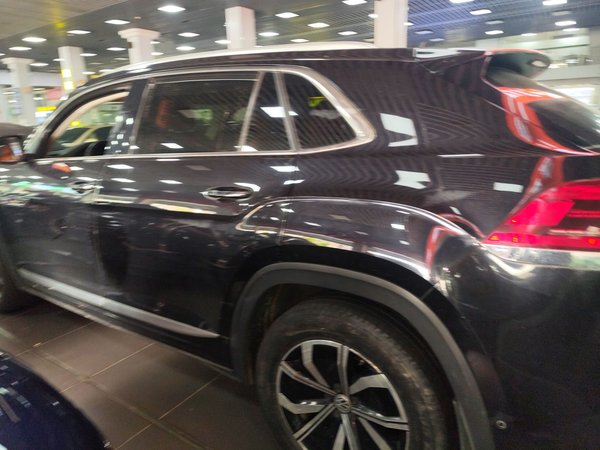 Volkswagen Teramont X 2020, 96400 км, за 19067 USD