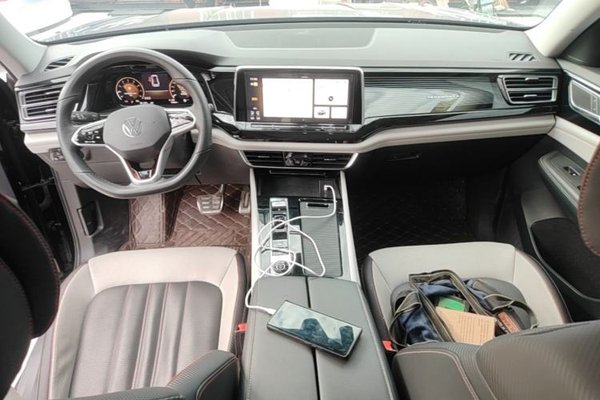 Volkswagen Teramont X 2024, 52800 км, за 25626 USD - фото 17