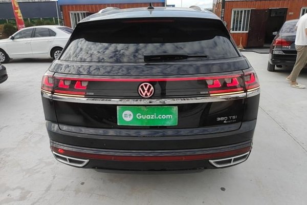 Volkswagen Teramont X 2024, 52800 км, за 25626 USD