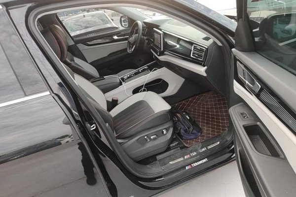 Volkswagen Teramont X 2024, 52800 км, за 25626 USD - фото 24
