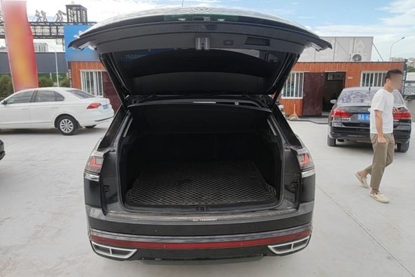 Volkswagen Teramont X 2024, 52800 км, за 25626 USD - фото 27