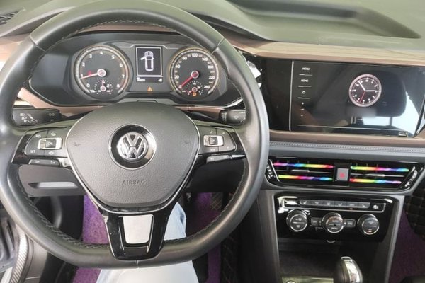 Volkswagen Tharu 2019, 76600 км, за 11389 USD