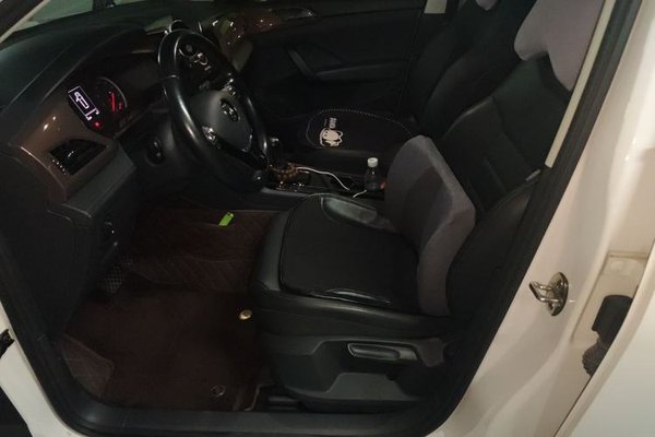 Volkswagen Tharu 2019, 62800 км, за 10616 USD - фото 16