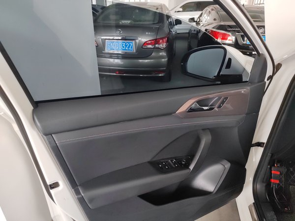 Volkswagen Tharu 2019, 67500 км, за 9119 USD - фото 17