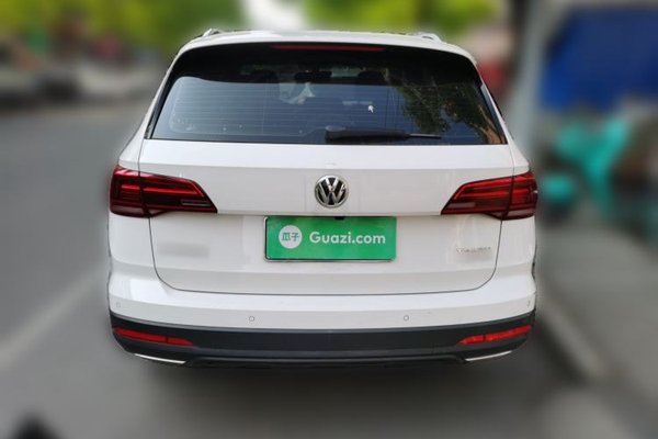 Volkswagen Tharu 2020, 120400 км, за 12778 USD
