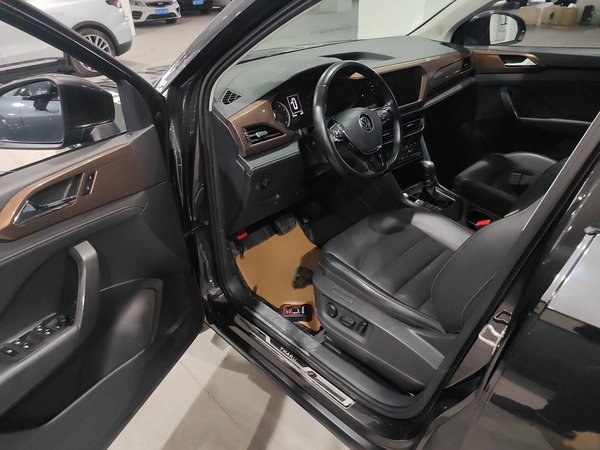 Volkswagen Tharu 2021, 113000 км, за 10173 USD - фото 12