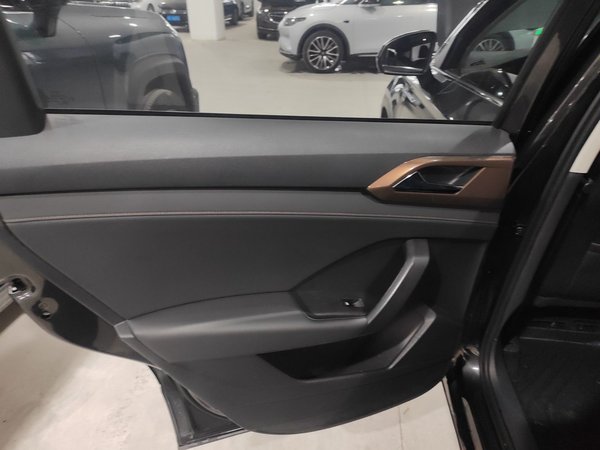 Volkswagen Tharu 2021, 113000 км, за 10173 USD - фото 17