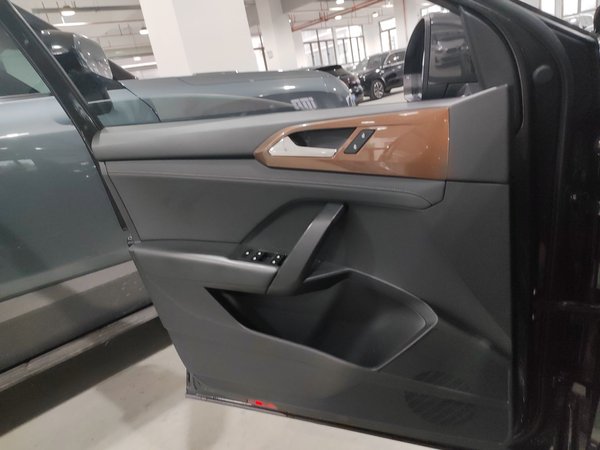 Volkswagen Tharu 2021, 113000 км, за 10173 USD - фото 16