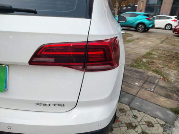 Volkswagen Tharu 2021, 106900 км, за 14142 USD - фото 8