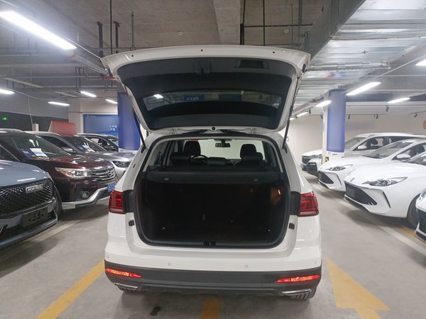 Volkswagen Tharu 2021, 20200 км, за 15320 USD - фото 18