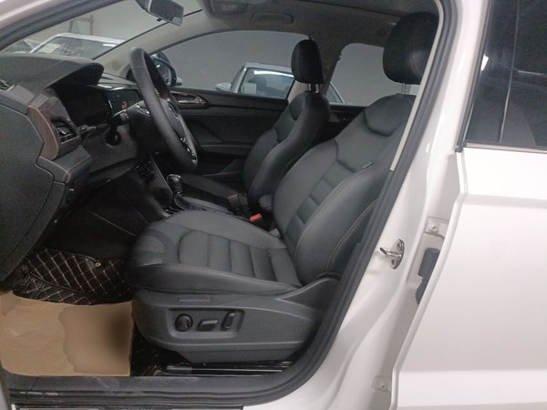 Volkswagen Tharu 2021, 20200 км, за 15320 USD - фото 16