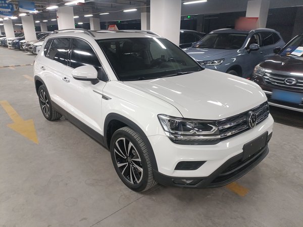 Volkswagen Tharu 2021, 20200 км, за 15320 USD