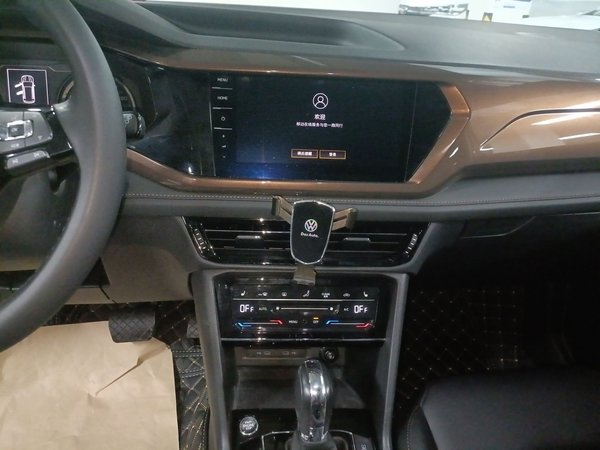 Volkswagen Tharu 2021, 20200 км, за 15320 USD - фото 14