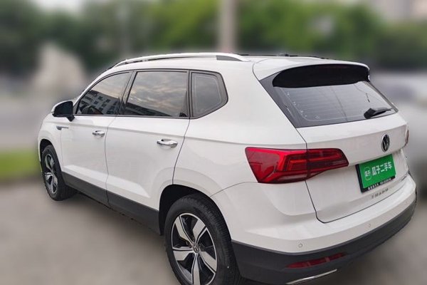 Volkswagen Tharu 2021, 33700 км, за 14634 USD