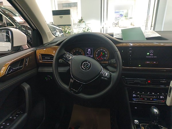 Volkswagen Tharu 2021, 40700 км, за 15105 USD - фото 14