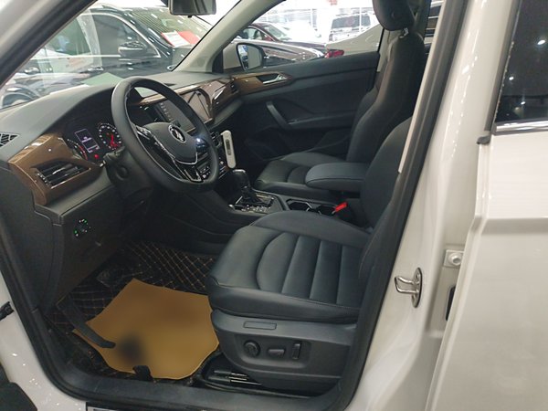 Volkswagen Tharu 2021, 40700 км, за 15105 USD - фото 18